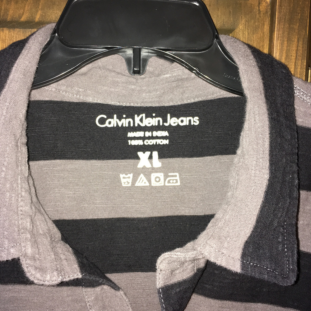 Calvin Klein Jeans Polo Shirt🤑👀 - Picture 2 of 7